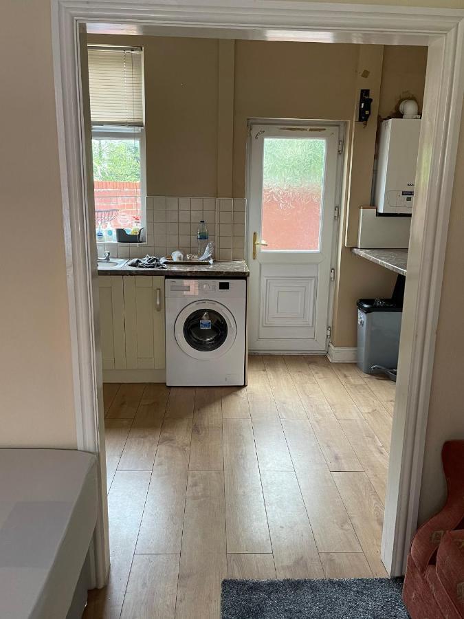 Pc Lodge Kingswood St Preston R1 Kültér fotó